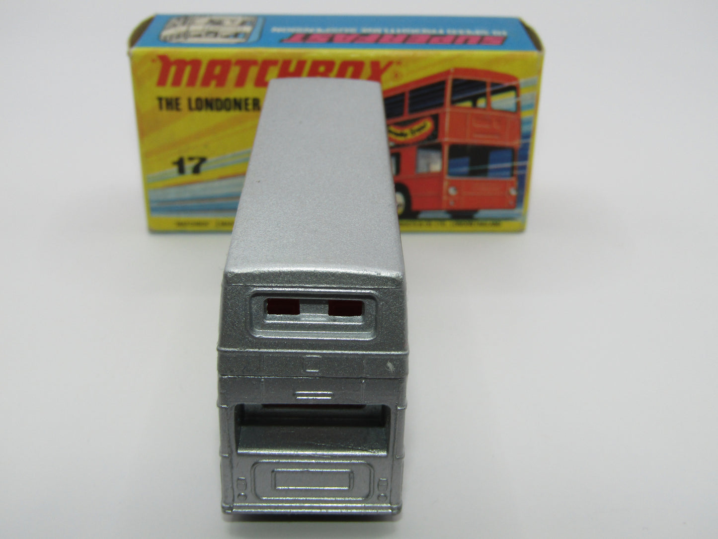 Matchbox Superfast No 17B The Londoner, SILVER 1953-1978 Matchbox Labels, Metallic Charcoal Grey Base