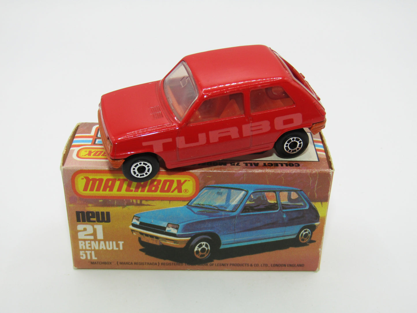 Matchbox Superfast No 21C Renault 5TL Red turbo ORANGE Interior & Base