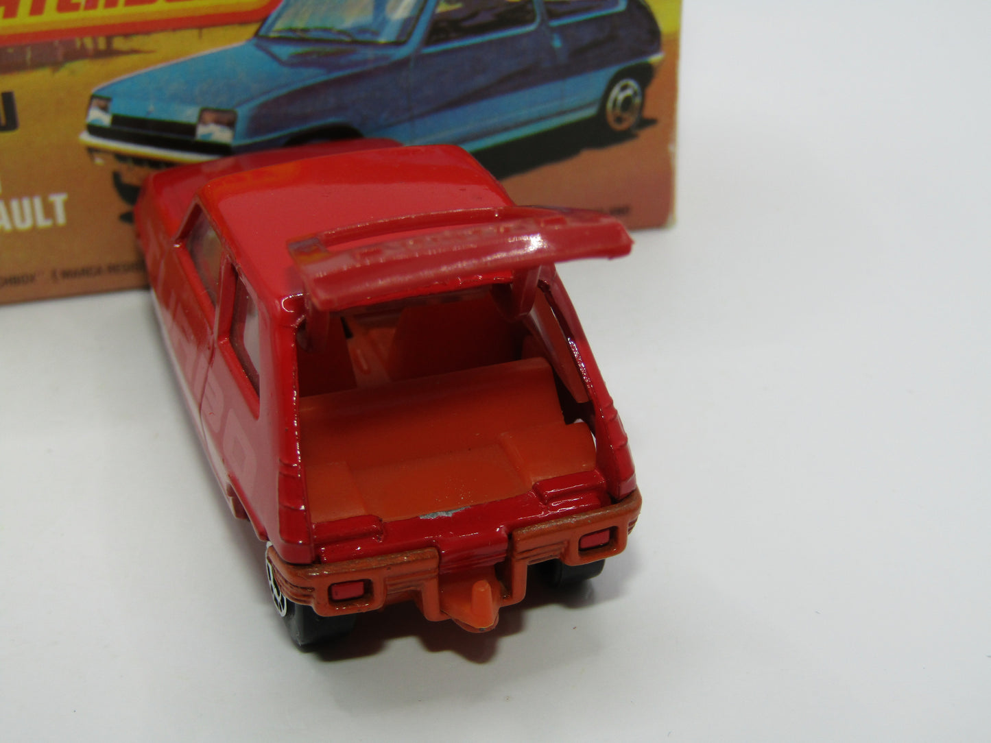 Matchbox Superfast No 21C Renault 5TL Red turbo ORANGE Interior & Base
