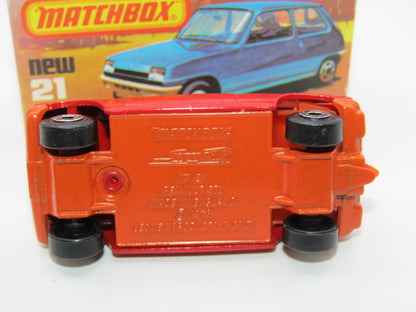 Matchbox Superfast No 21C Renault 5TL Red turbo ORANGE Interior & Base