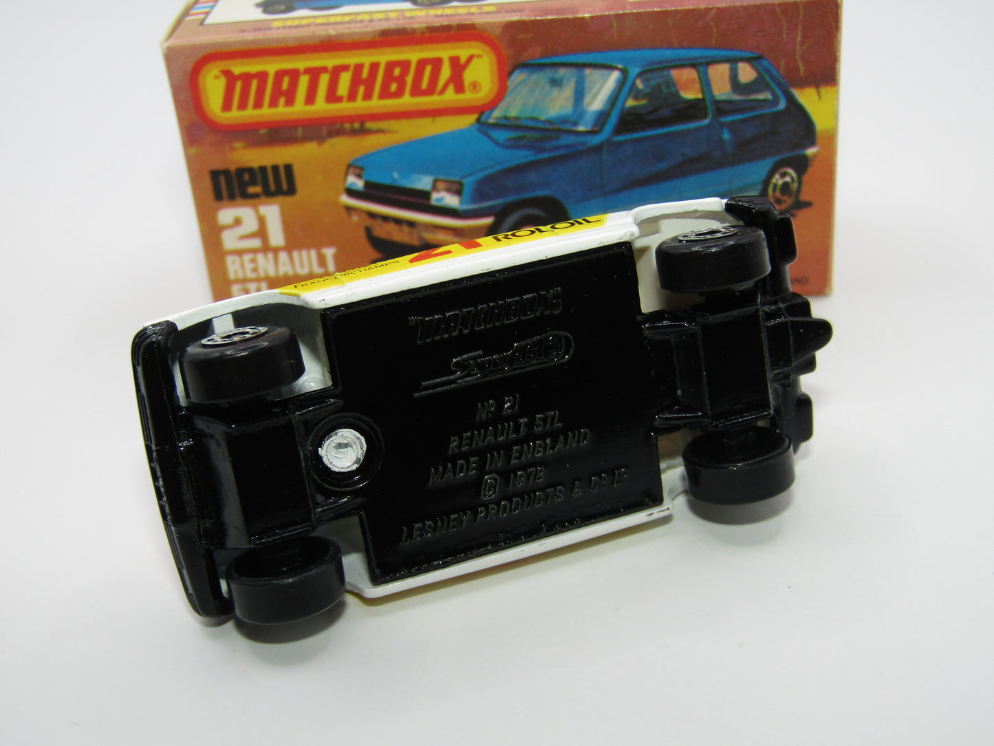 Matchbox Superfast No 21C Renault 5TL ROLOIL WHITE Interior Rallye Le Car