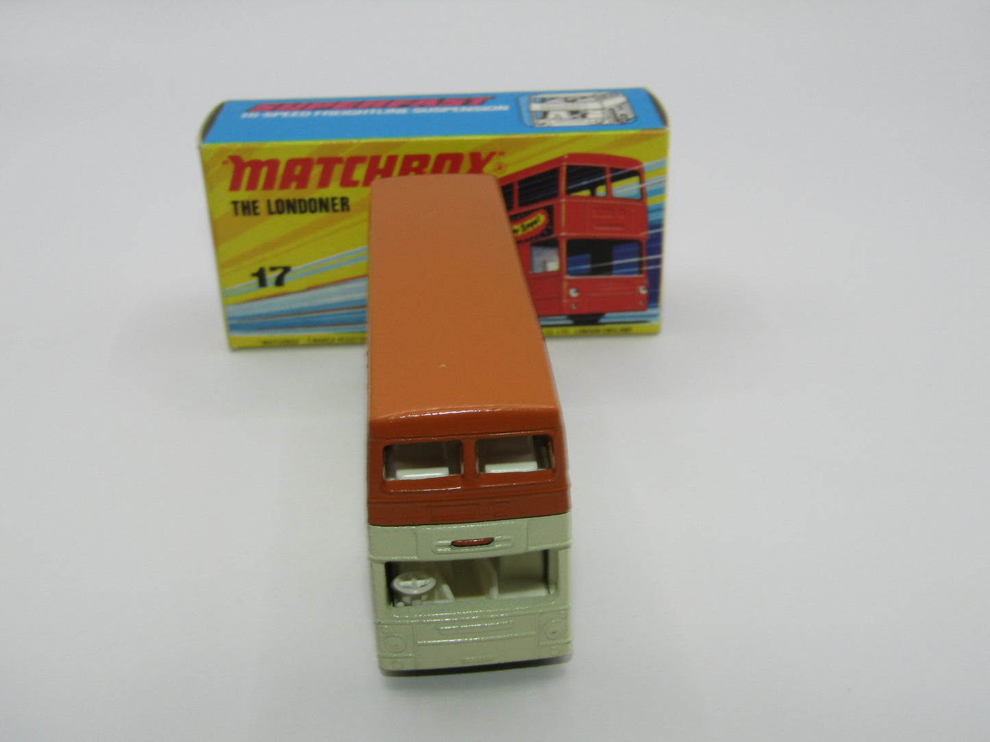 Matchbox Superfast No 17B The Londoner COFFEE AND CREAM BERGER PAINTS Gloss Black Base