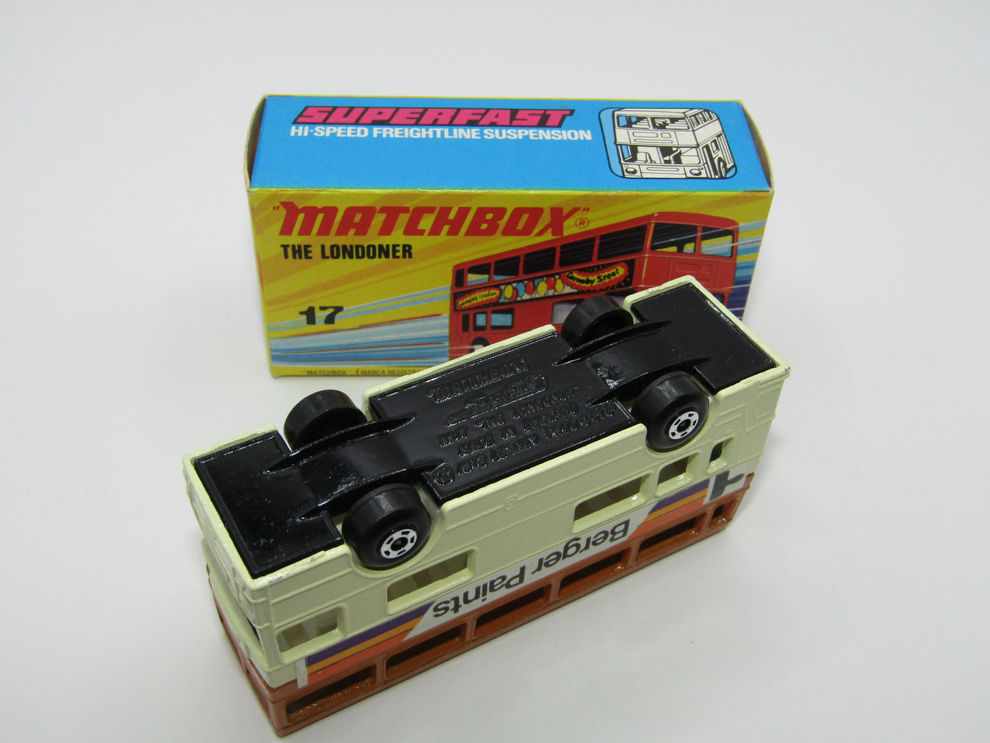 Matchbox Superfast No 17B The Londoner COFFEE AND CREAM BERGER PAINTS Gloss Black Base