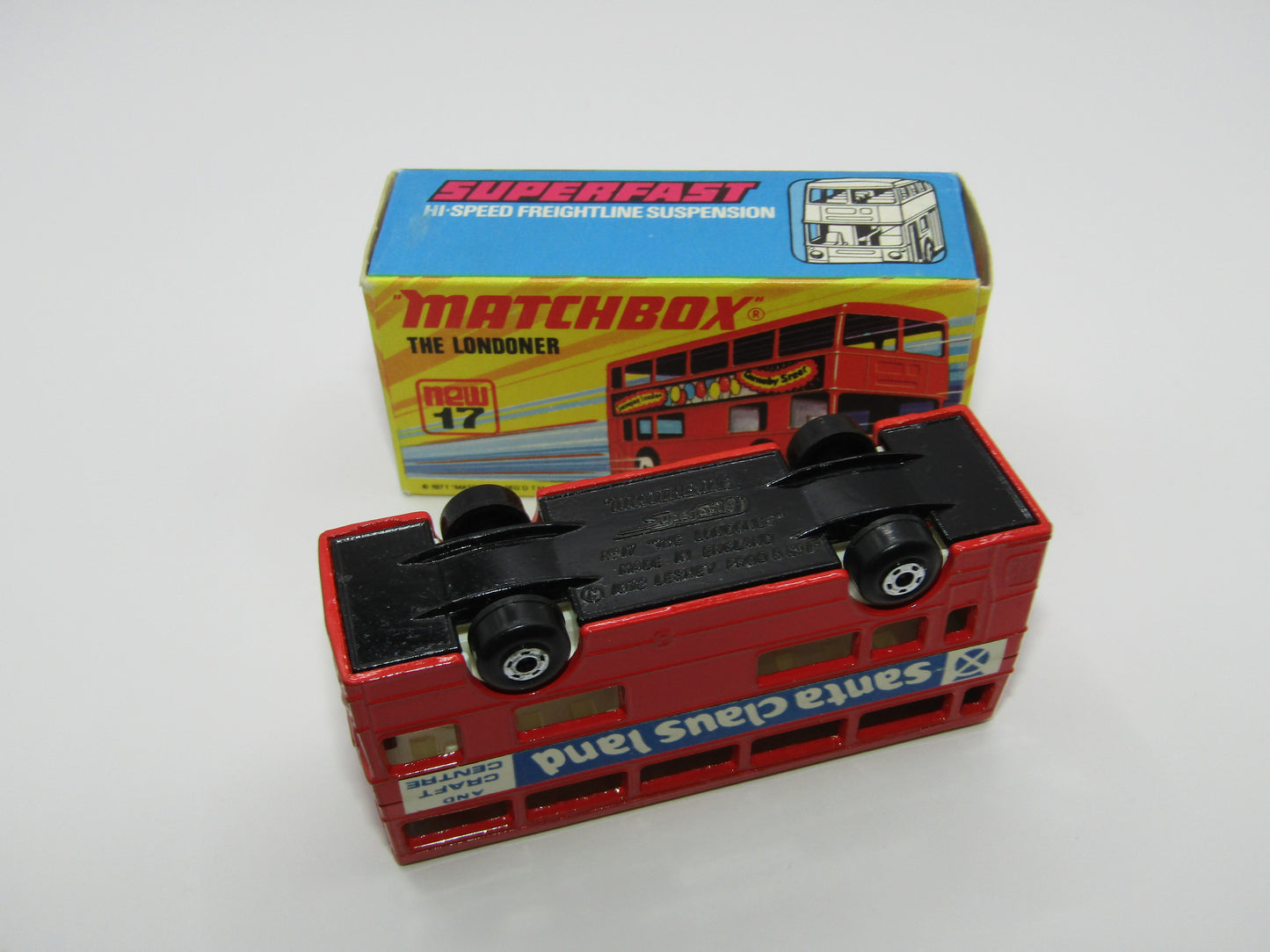 Matchbox Superfast No 17B The Londoner, Aviemore Centre/Santa Claus Land