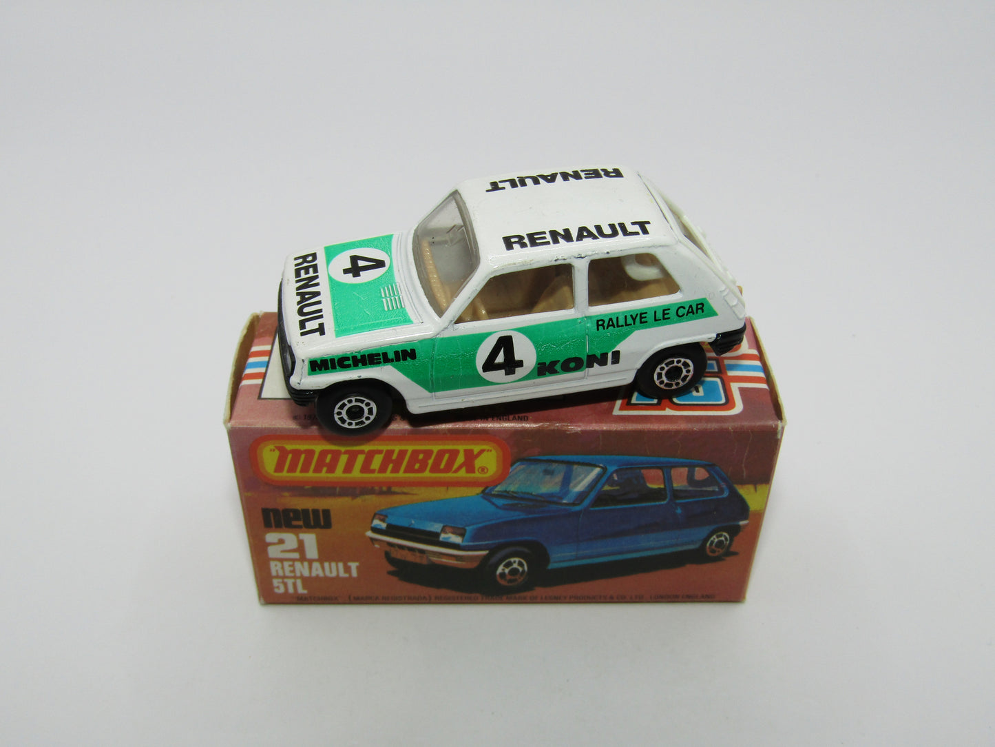 Matchbox Superfast No 21C Renault 5TL KONI LIGHT GREEN Tampo DK Beige Int