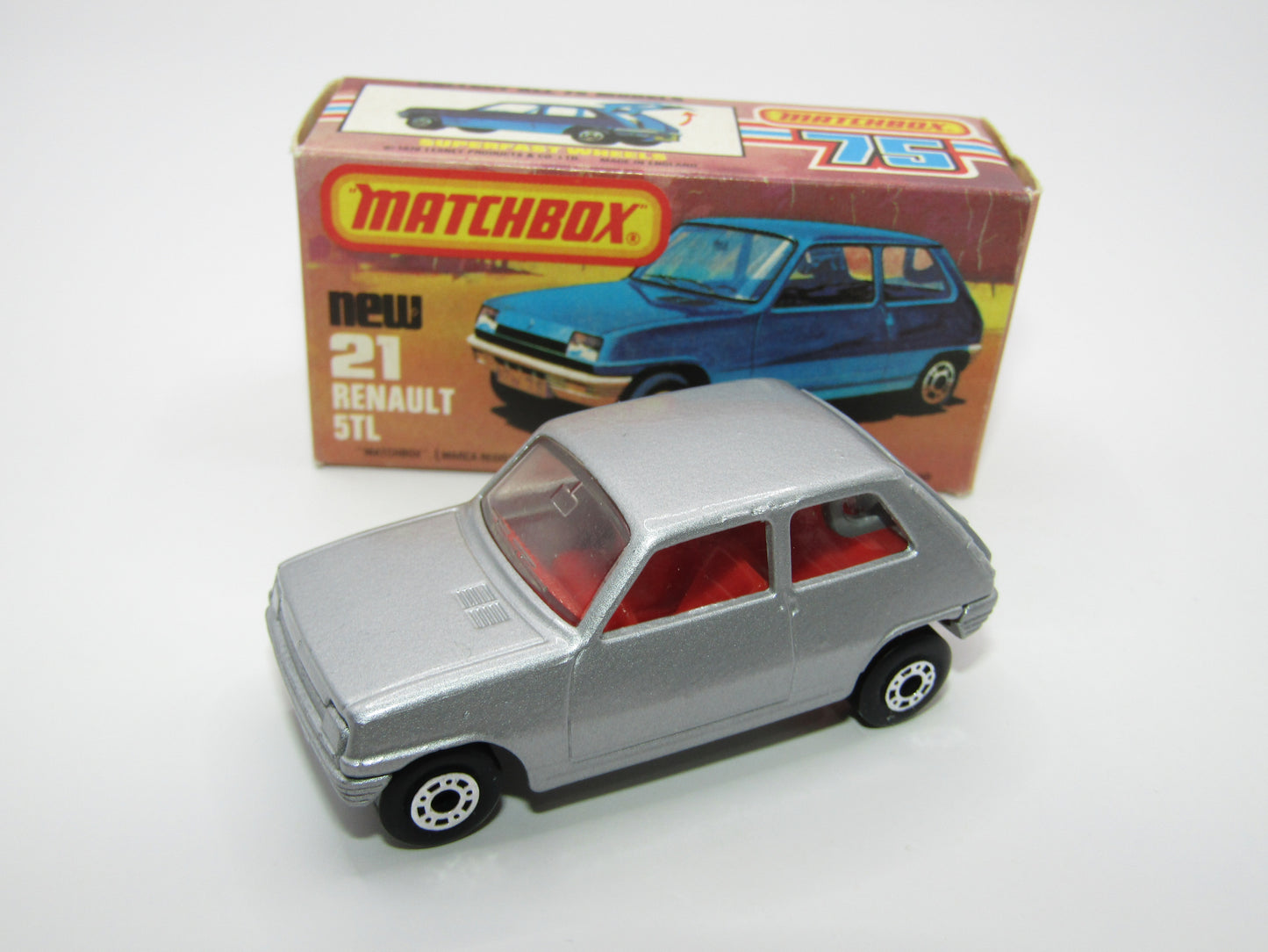 Matchbox Superfast No 21C Renault 5TL Silver RED Interior SILVER Base