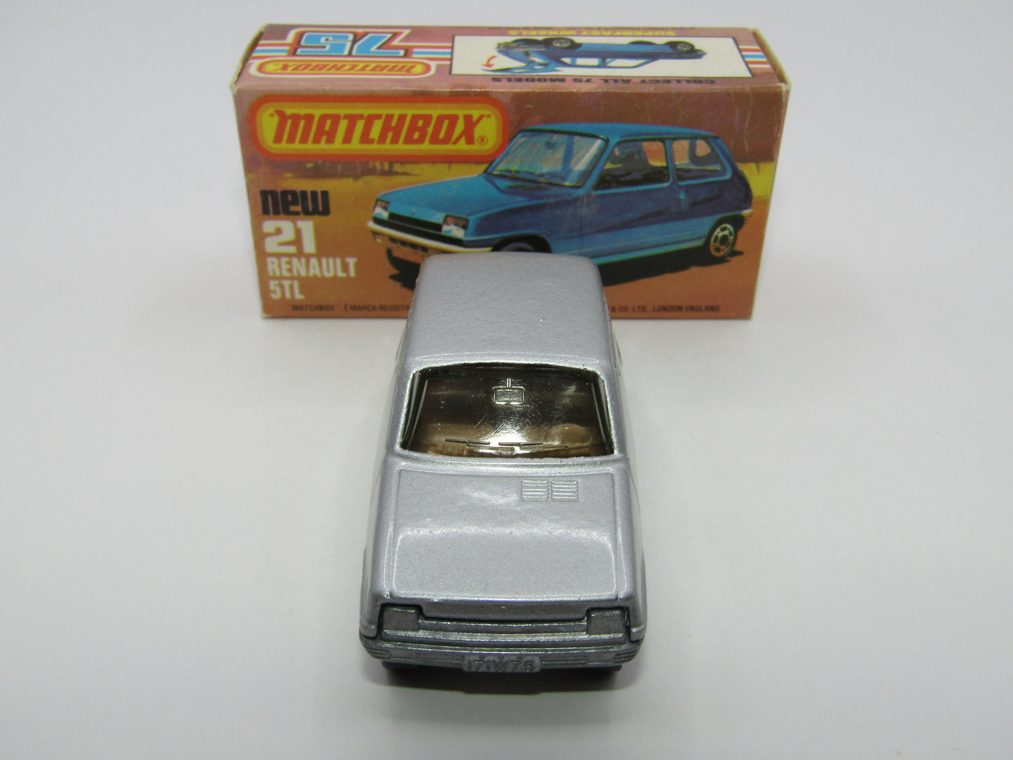 Matchbox Superfast No 21C Renault 5TL Silver BROWN Interior SILVER Base