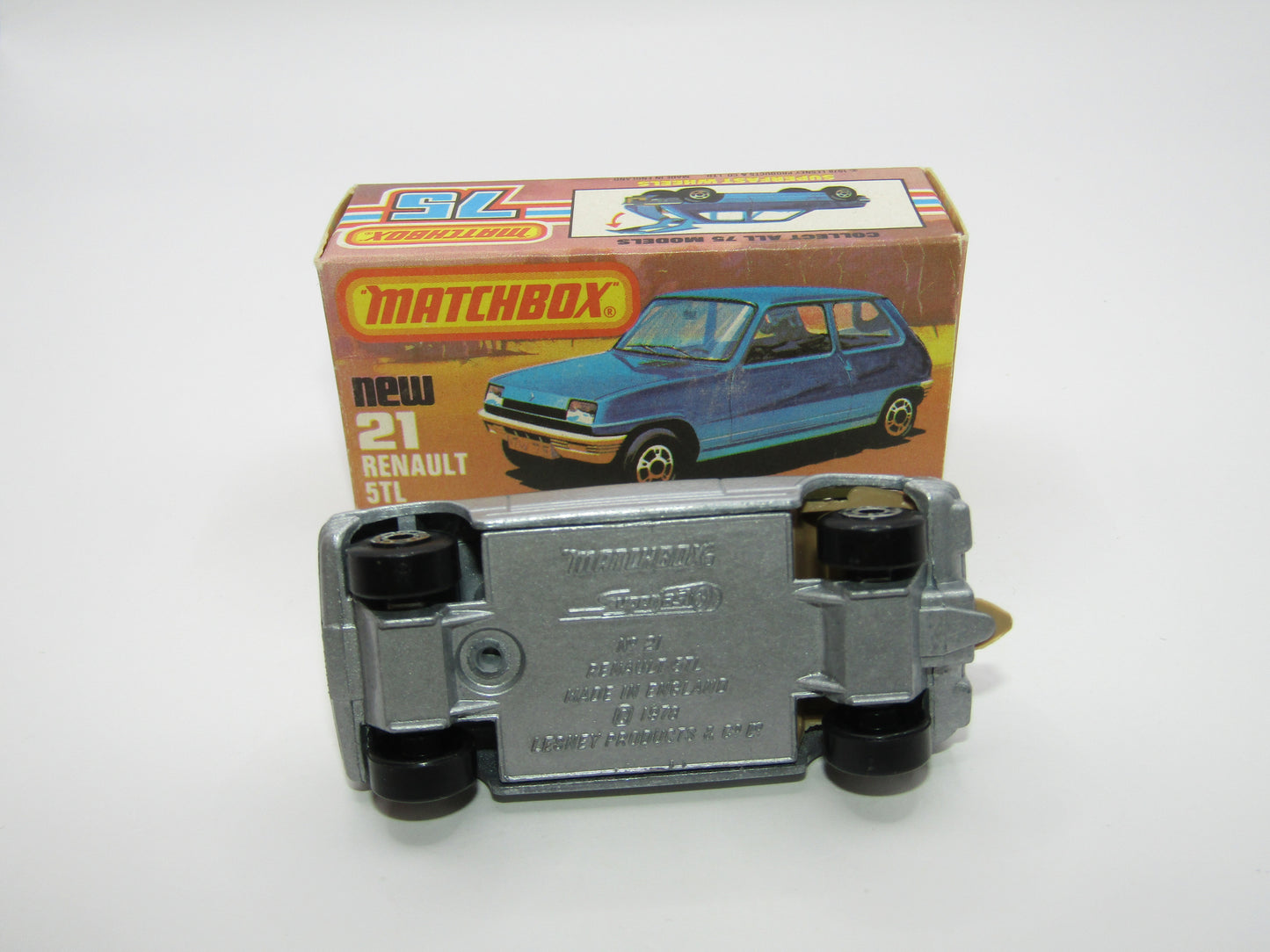 Matchbox Superfast No 21C Renault 5TL Silver BROWN Interior SILVER Base