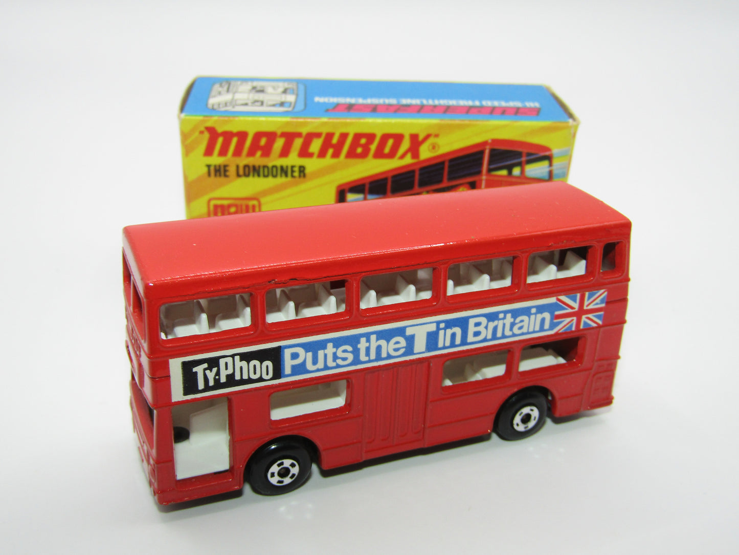 Matchbox Superfast No 17B The Londoner, Ty-Phoo, 5 Spoke Wheels, Gloss Black Base