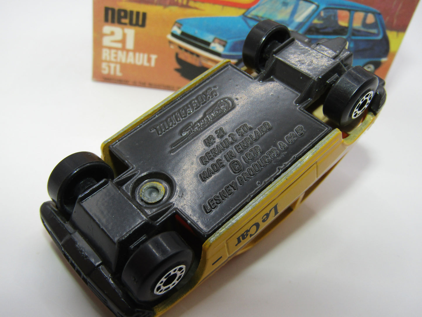 Matchbox Superfast No 21C Renault 5TL DARK AMBER Windows GREY BROWN Base