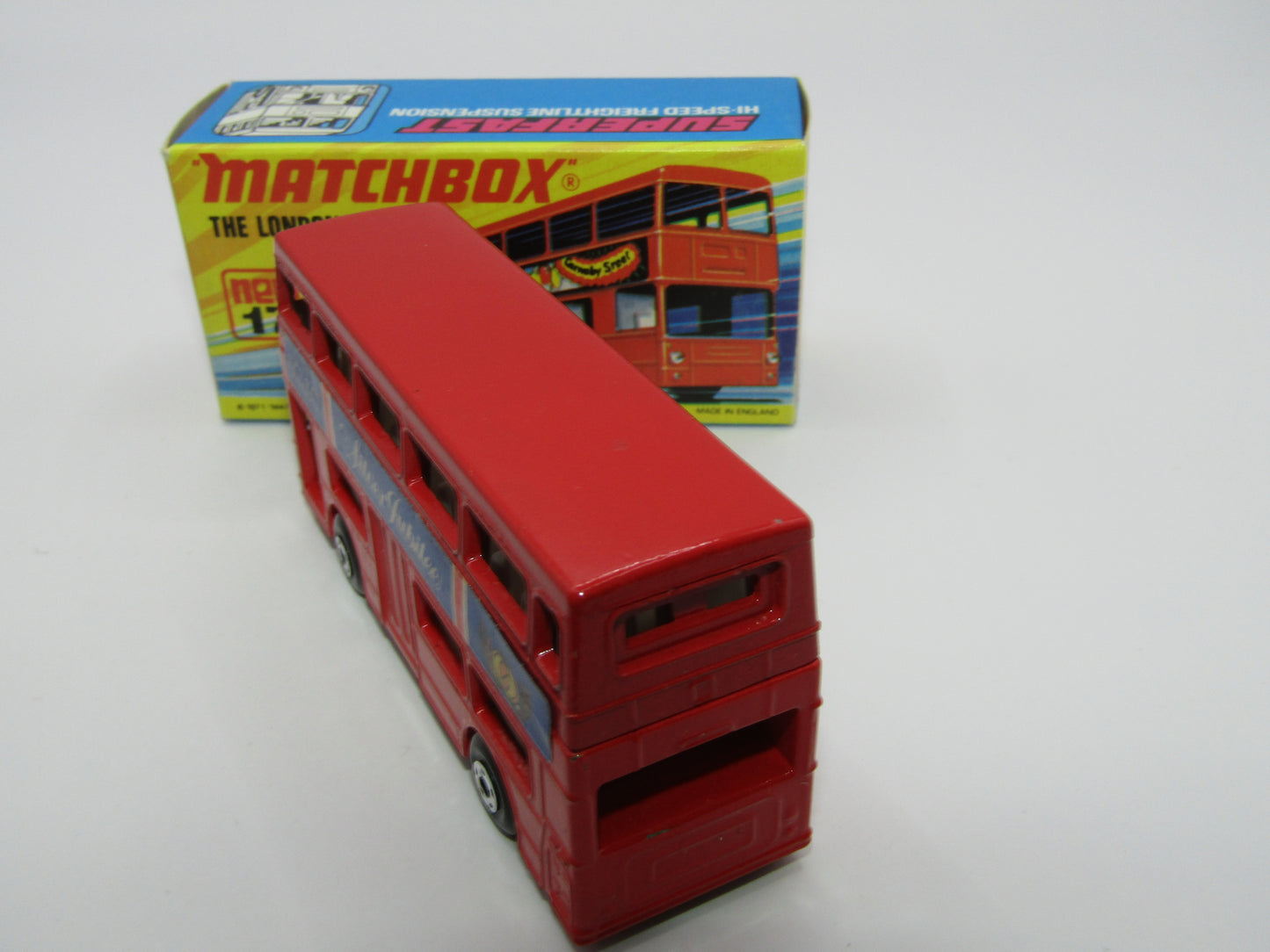 Matchbox Superfast No 17B The Londoner, RED Silver Jubilee, 5 Spoke Wheels, Gloss Black Base