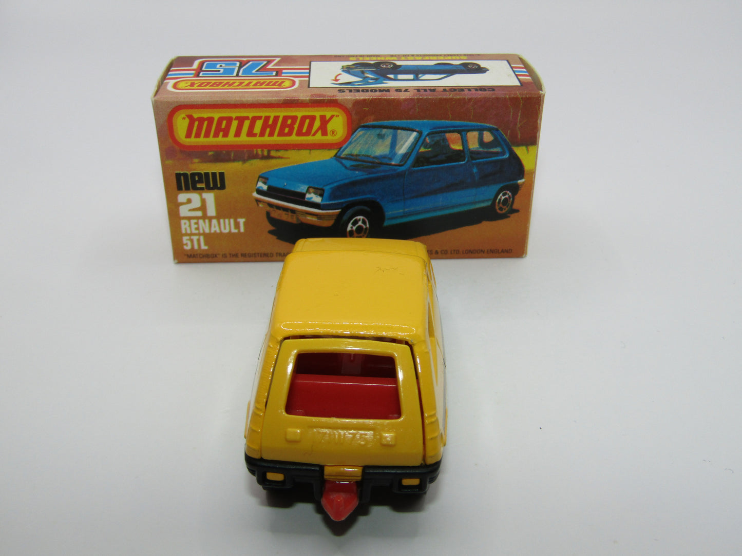 Matchbox Superfast No 21C Renault 5TL Yellow RED Interior BLACK Base