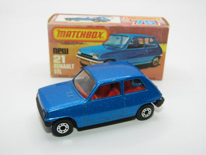 Matchbox Superfast No 21C Renault 5TL Blue RED Interior BLACK Base