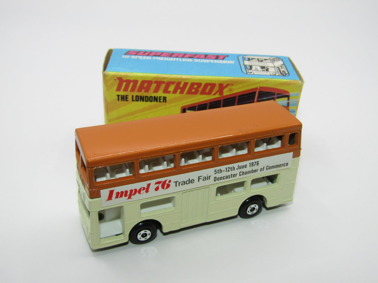Matchbox Superfast No 17B The Londoner Impel 76 Coffee & Cream Gloss Black Base