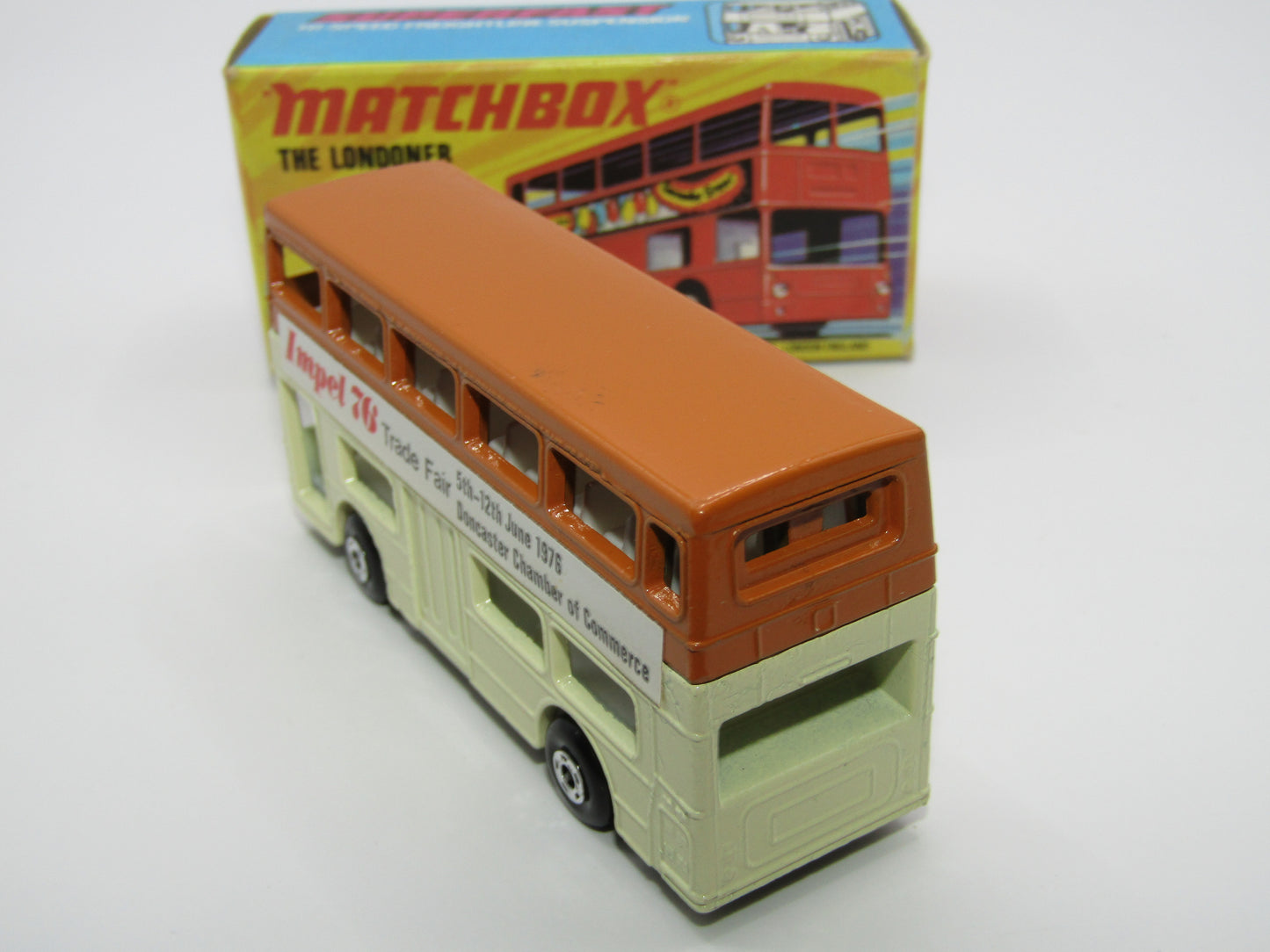 Matchbox Superfast No 17B The Londoner Impel 76 Coffee & Cream Gloss Black Base